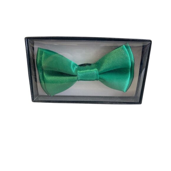 Boy's Green Adjustable Satin Bow Tie In Gift Box - Picture 2 of 2